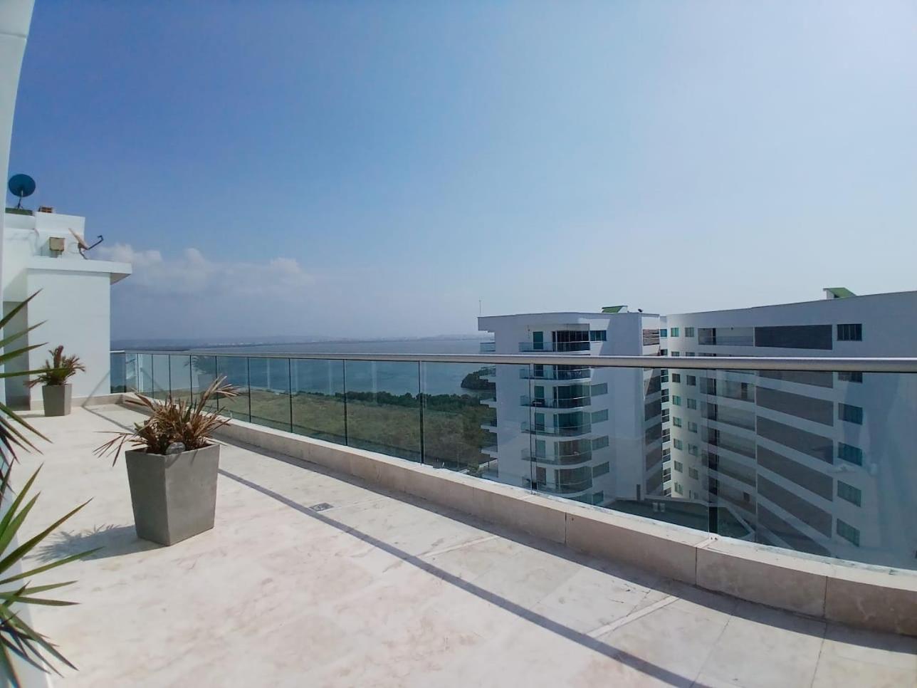 Lujoso Penthouse Duplex 403m2 Con Terraza Privada Y Vista Al Mar Apartamento