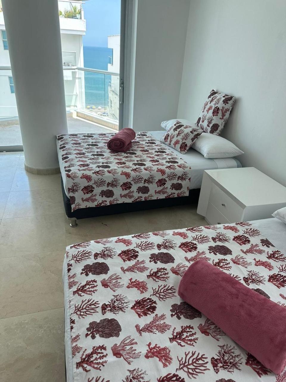 Apartamento Lujoso Penthouse Duplex 403m2 Con Terraza Privada Y Vista Al Mar *
