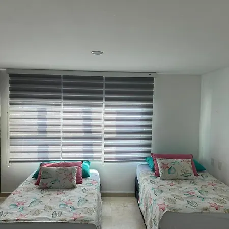Lujoso Penthouse Duplex 403m2 Con Terraza Privada Y Vista Al Mar * Cartagena
